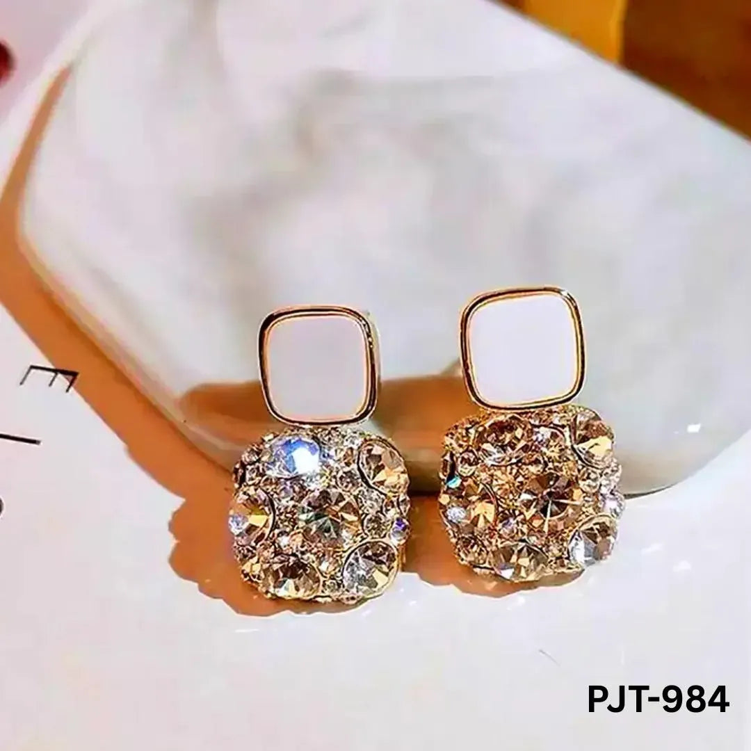 Women's Alloy Marble Crystal Earrings 2 Pcs Black White Golden