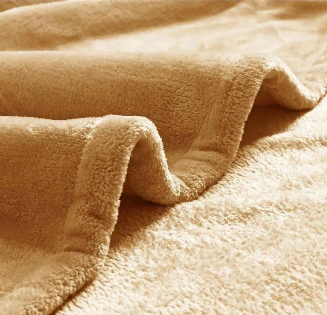 Soft Velvet Fleece Bedsheet Golden 3-Piece Set
