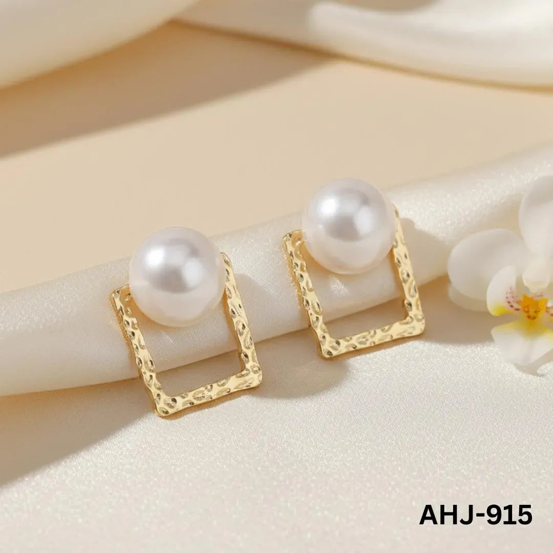 Pearl Stud Earrings Gold Square Frame Pakistan
